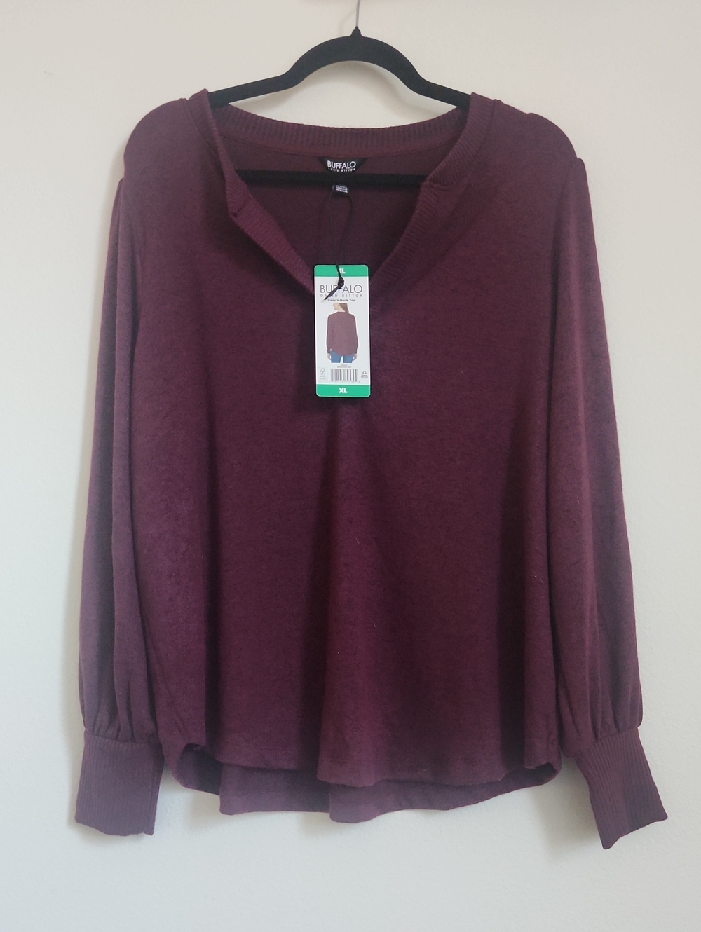 Buffalo David Bitton Wine V-Neck Long Sleeve Pullover Top